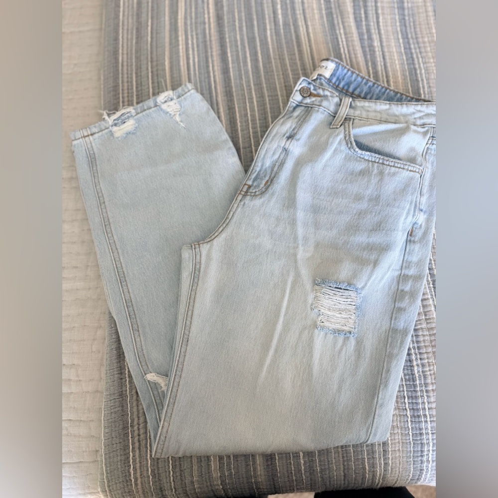 CERIS Light Blue Distressed Baggy Jeans